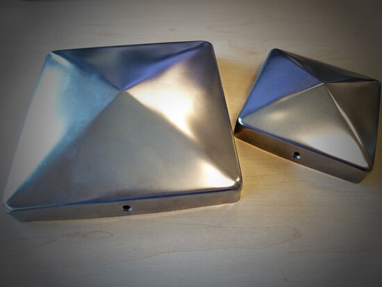 Produktbild Pfostenabdeckkappe aus Edelstahl, für Kantholz